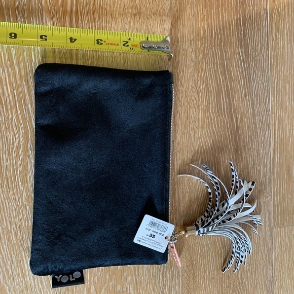 Zebra pencil case - yolo brand - Picture 2 of 6